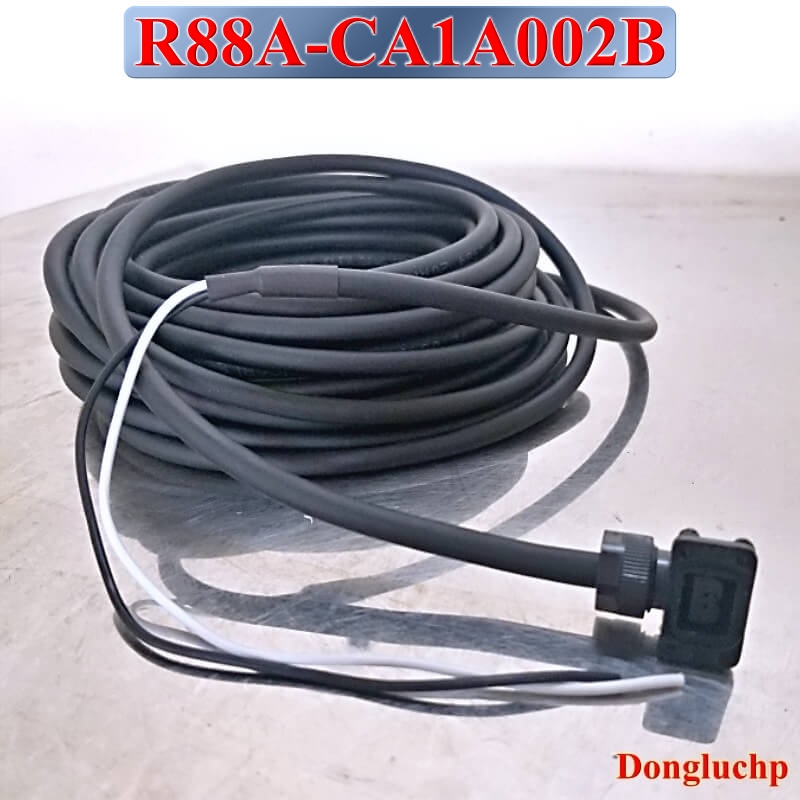 Brack Cable R88A-CA1A002B 2m Servo motor Omron