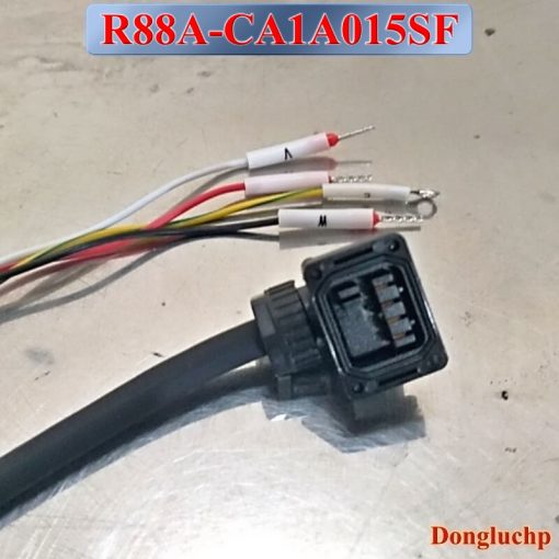 Power Cable R88A-CA1A015SF Servo Omron